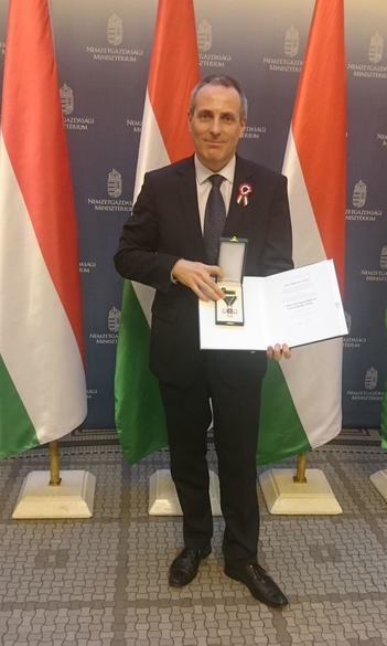 Dr. Németh István a Magyar Érdemrend lovagkeresztje kitüntetést kapott