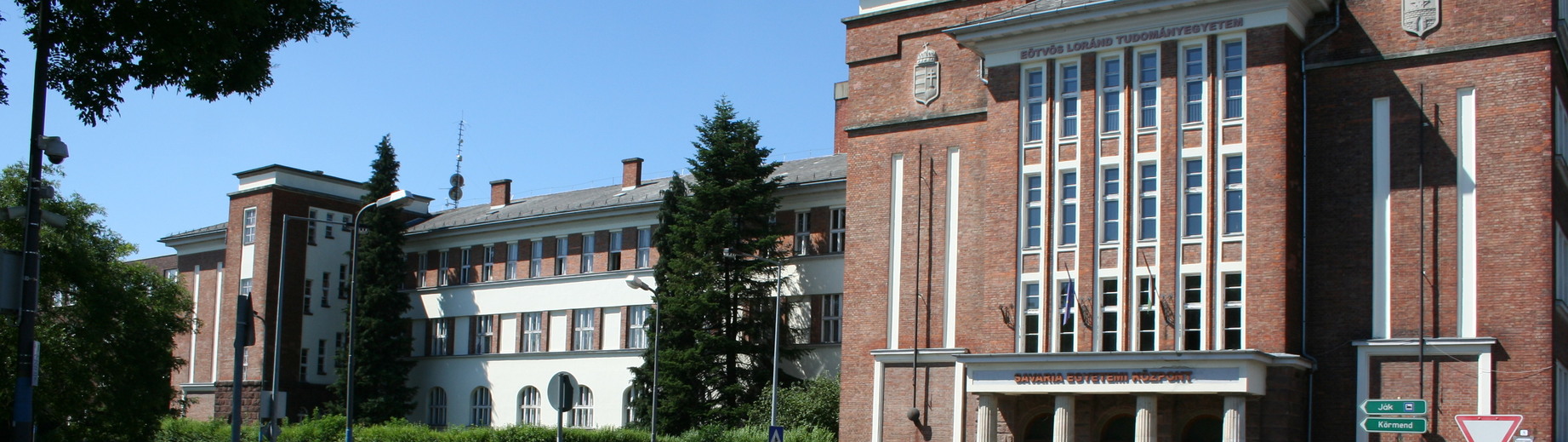 Berzsenyi Főiskola épület